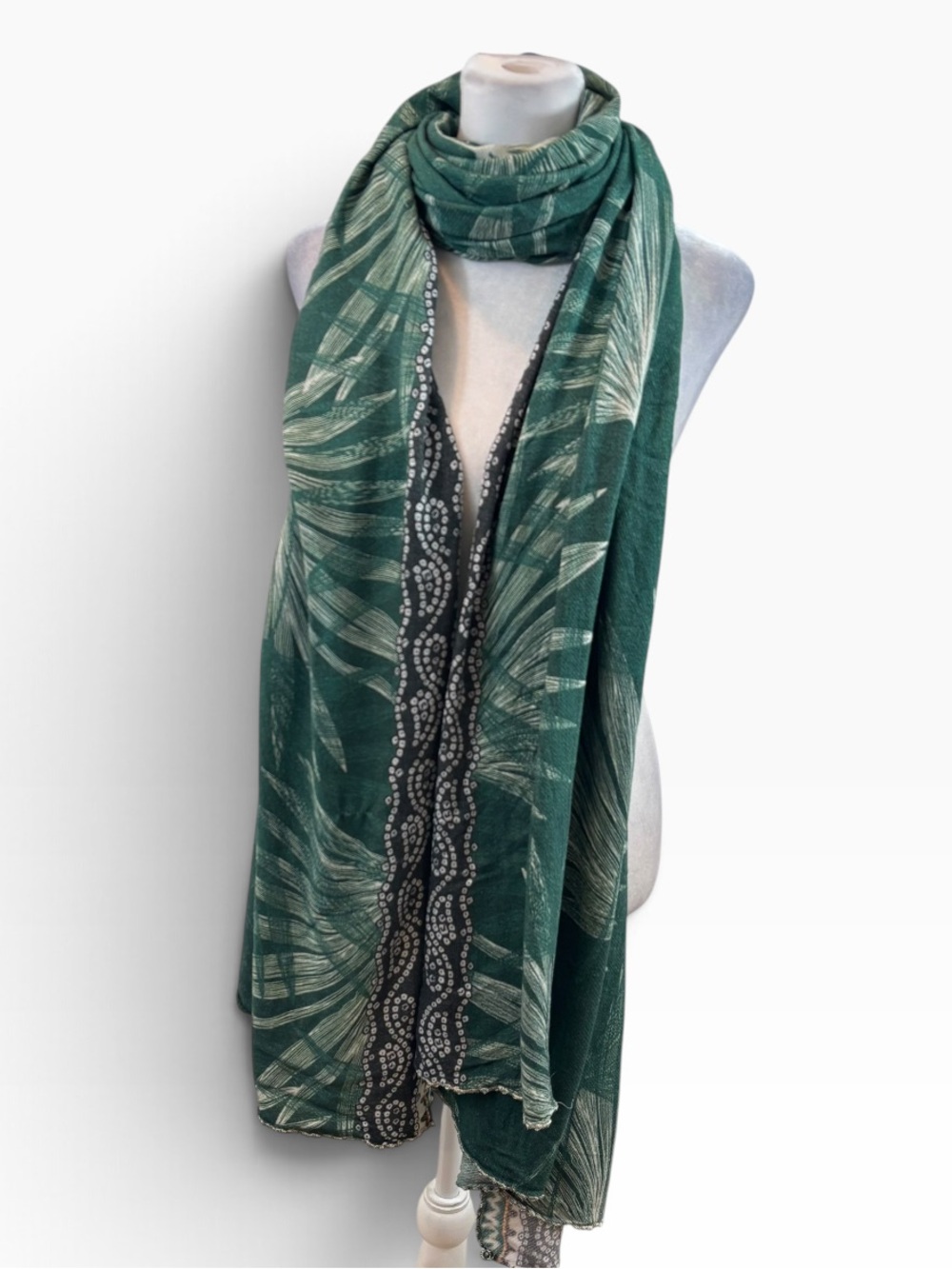 Extra Large High Quality Leaf Print Ladies. Scarf
